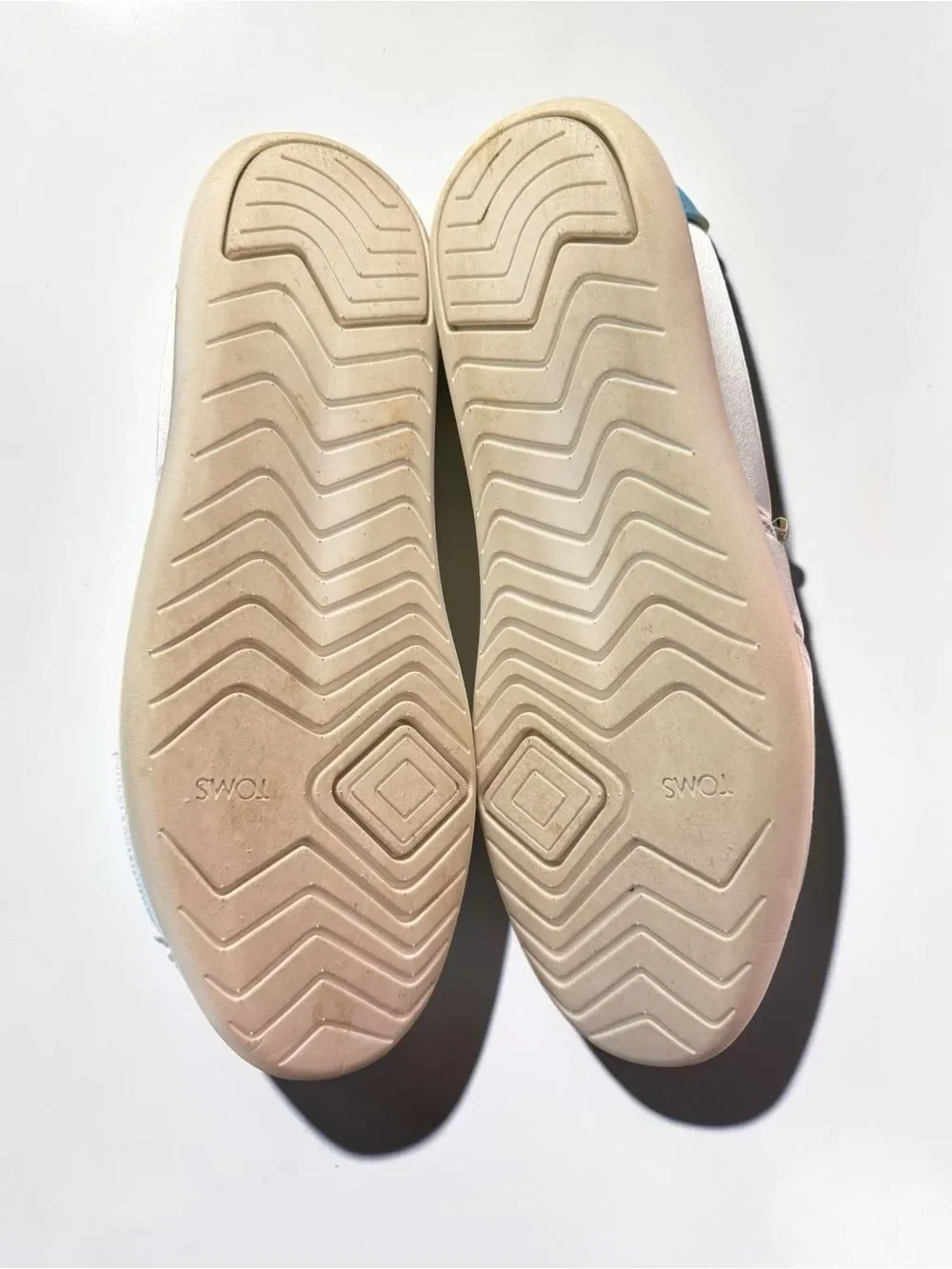 Toms light blue